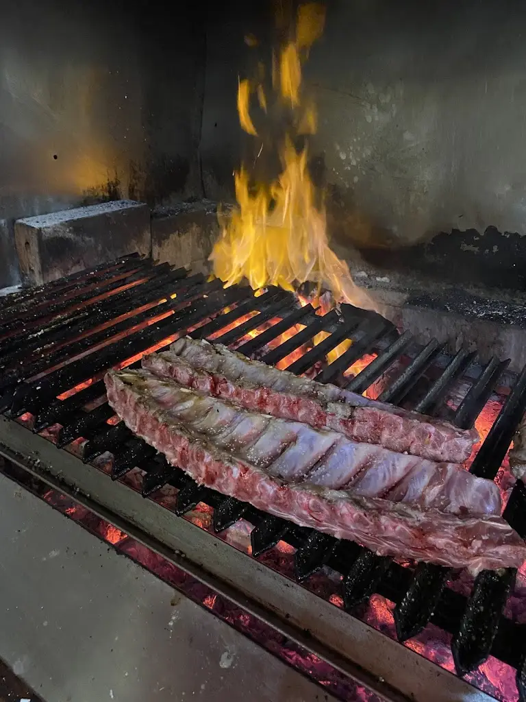 Avelino Santos_Solar dos Amigos_Caldas da Rainha_recensione