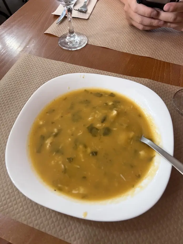 Vanessa_Cantinho da Lena_Caldas da Rainha_recensione