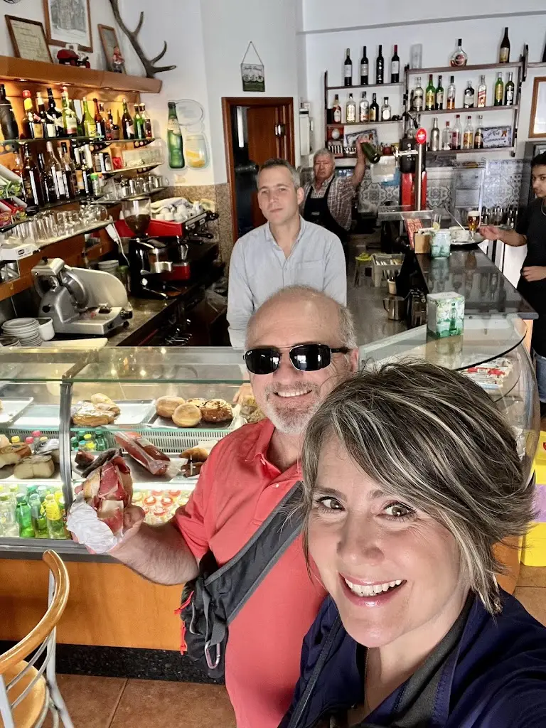 Anita Stoltzfus_Café Rino_Batalha_review