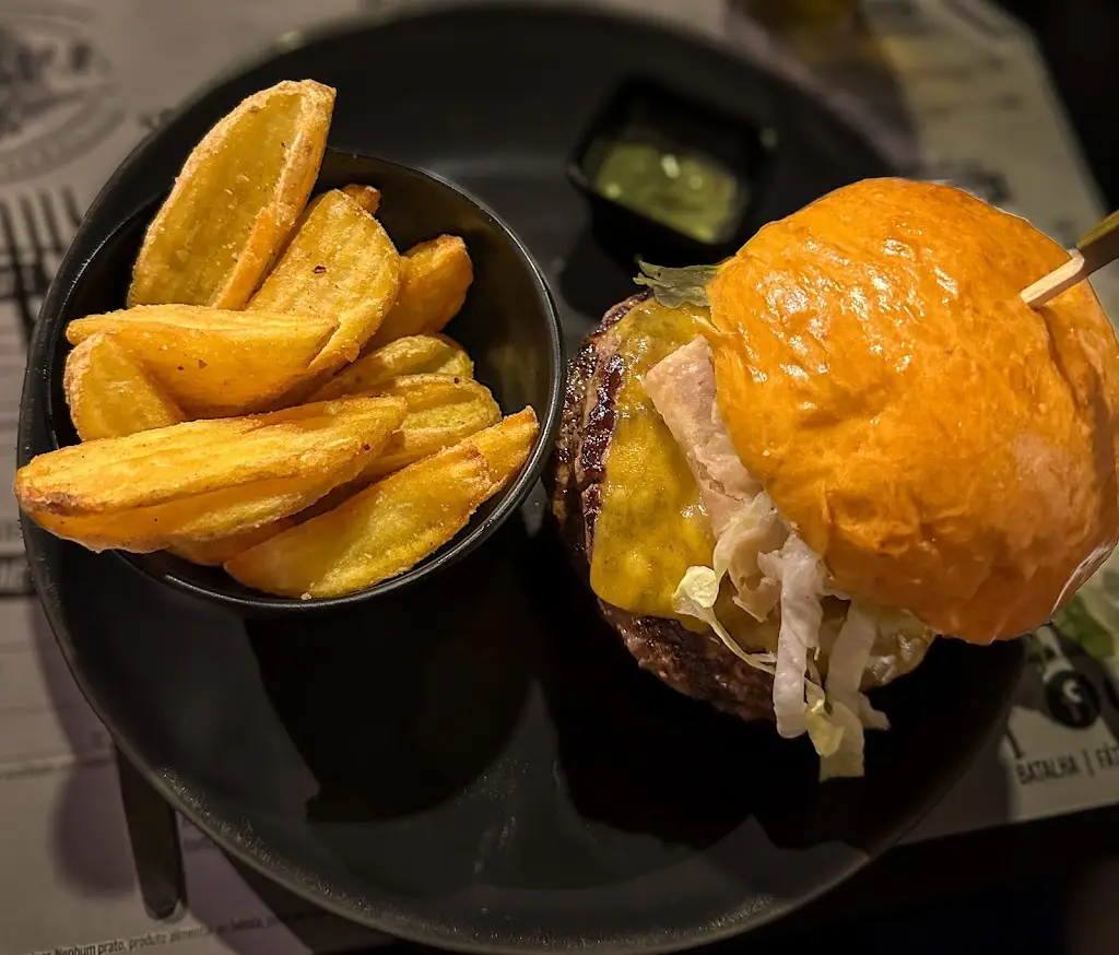 Enigma - Hamburgueria Artesanal - Batalha_Batalha_slider_image_3