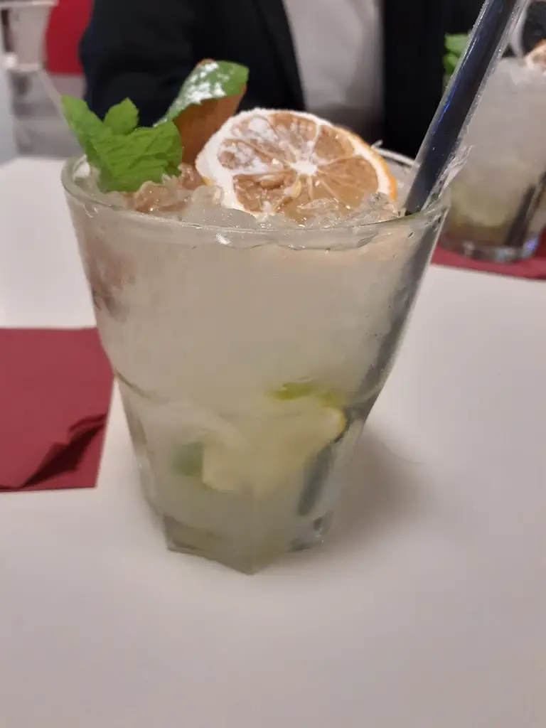 fernanda carvalho_La via_Famalicão_review