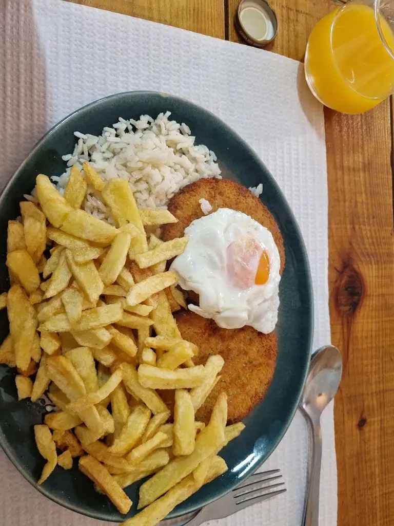 Bruno Alves_Cozinha da mamã_Atouguia da Baleia_reseña