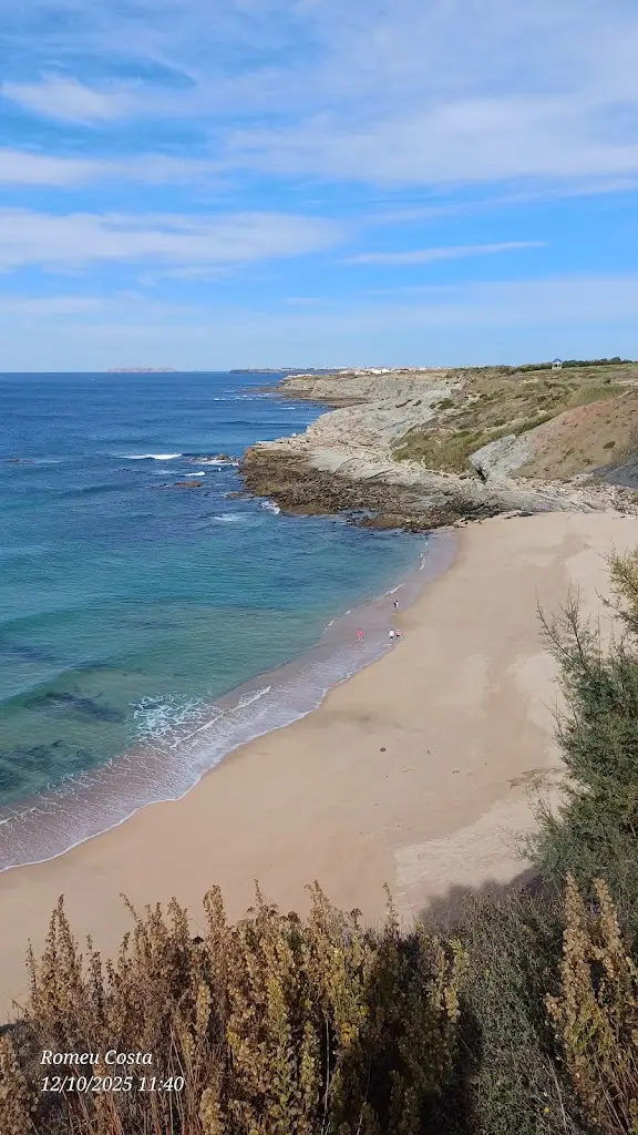 Romeu Ferreira Costa_Farol Café Bar_Atouguia da Baleia_recensione