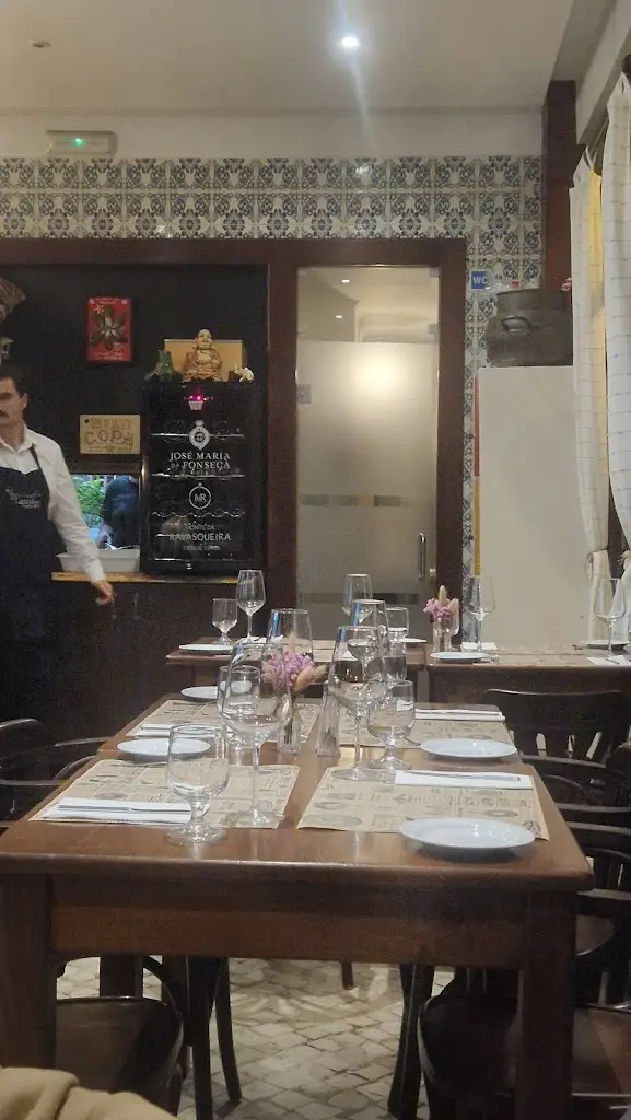 Zhanna Protasevych _oS aMericanO's_Atouguia da Baleia_review