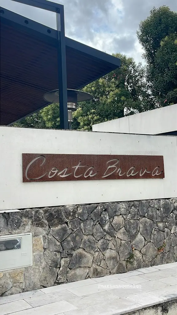 cristina gemelgo_Costa Brava_Benedita_recensione