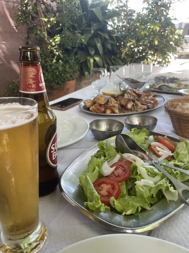 Victor Hugo_Churrasqueira Passarinho_Benedita_review