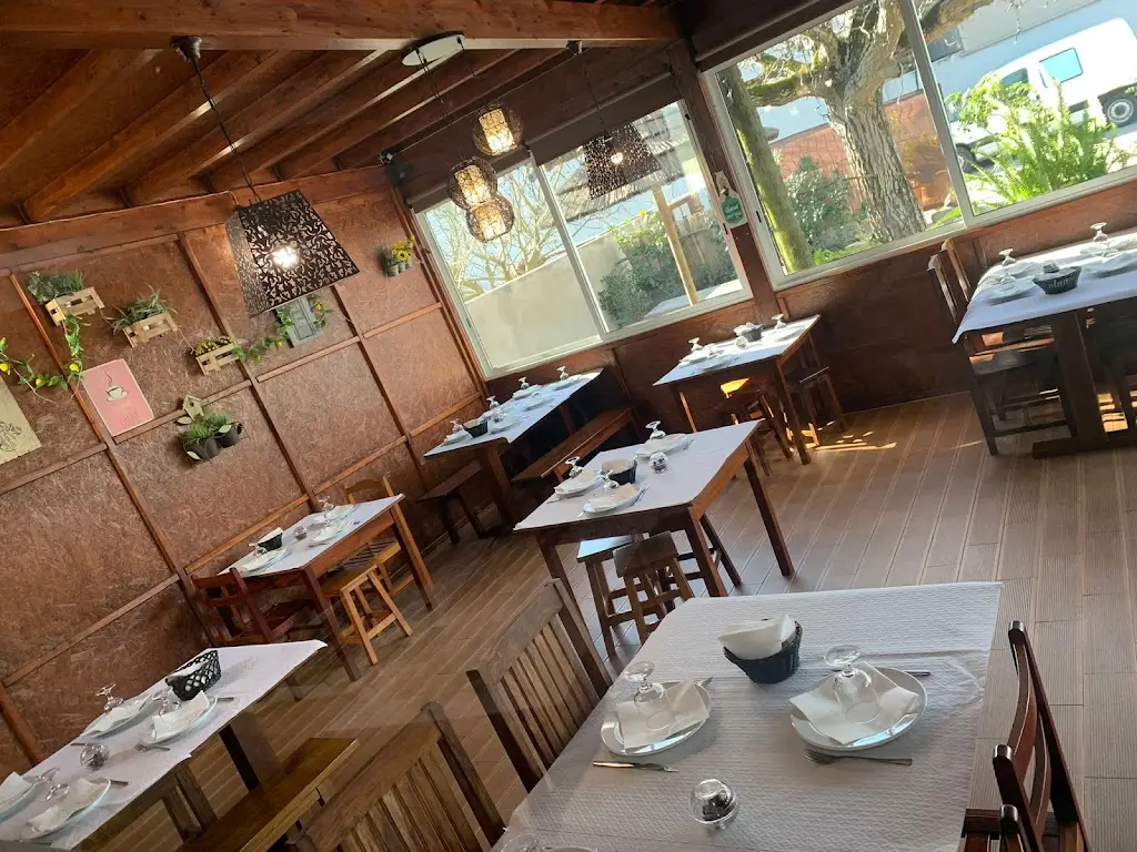 Churrasqueira Passarinho ristorante a Benedita