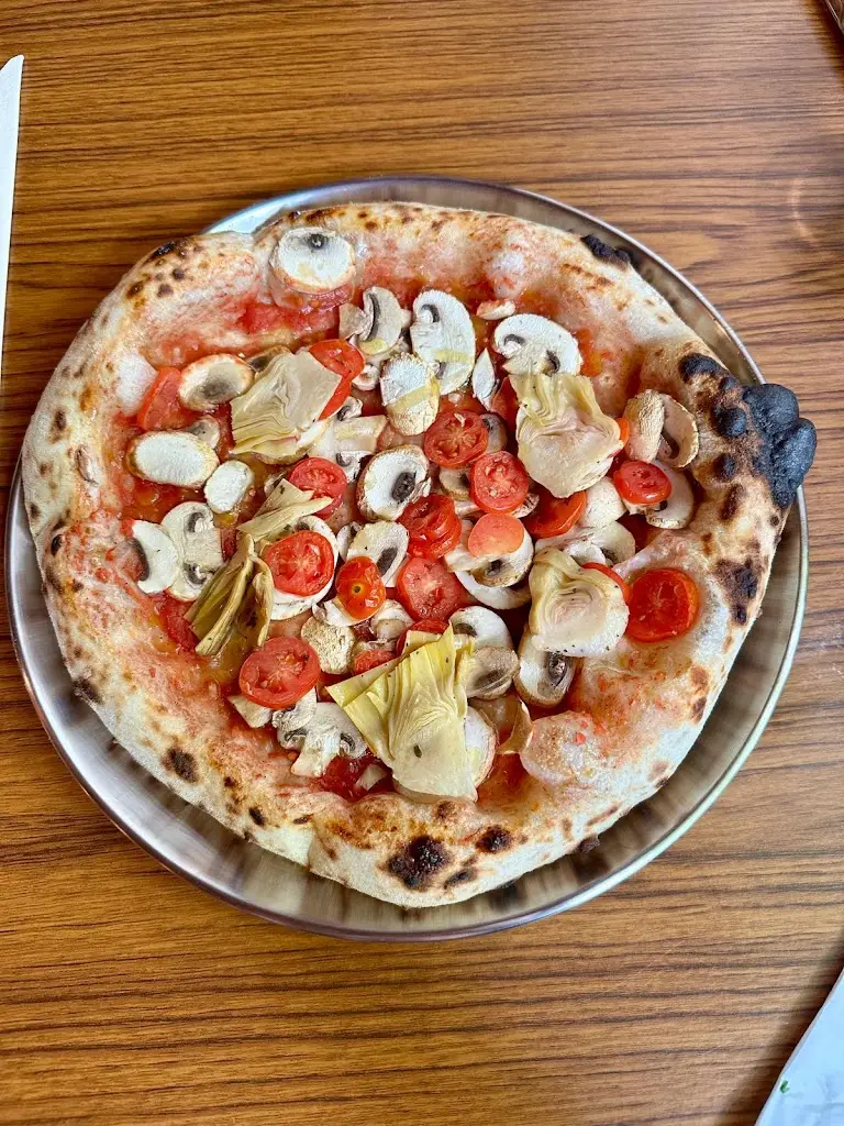 Frank Otero_Café Vesta_Benedita_review