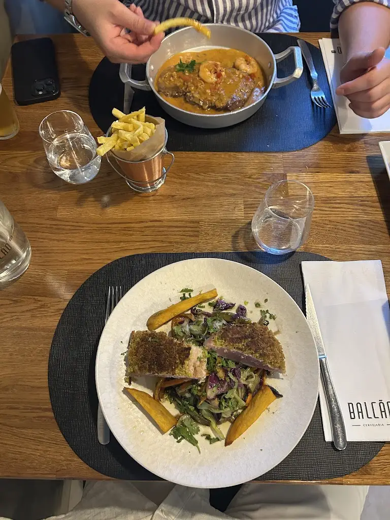 Bruna Nunes_Balcão 48_Benedita_review