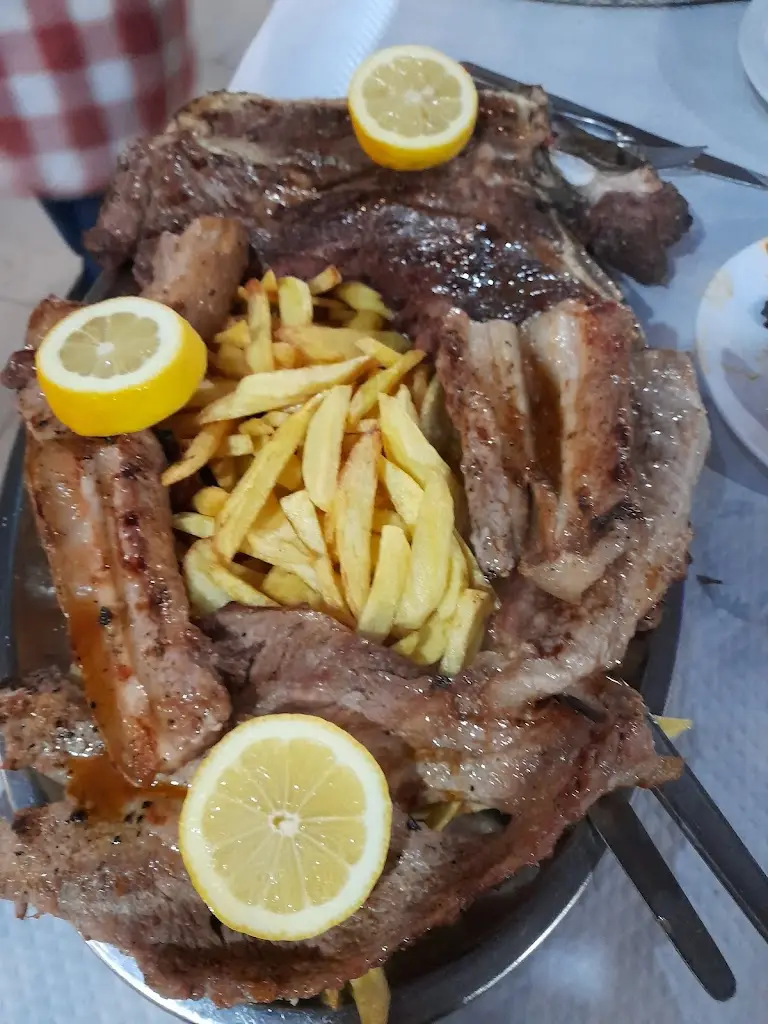 Menu_O Latas_Benedita_immagine_7