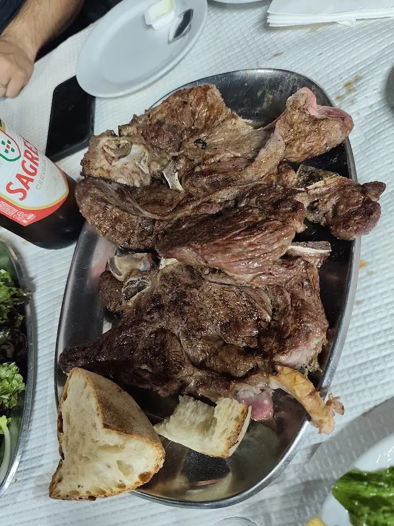 O Latas_Benedita_slider_image_2