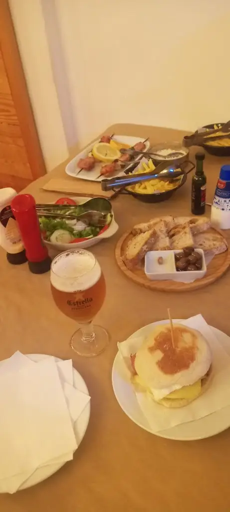 Menu_Mau Maria Bistro Café_Ansião_immagine_8