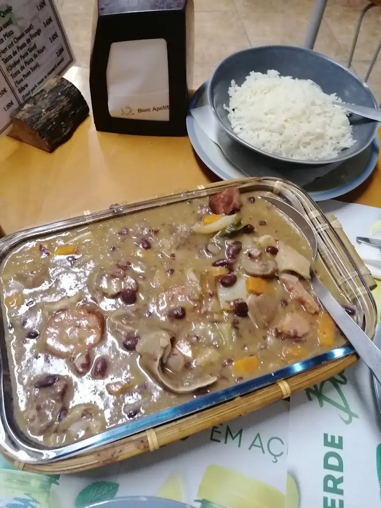 Regi 2910_Bar Chicote & Retiro da Ti Ermelinda_Castanheira de Pêra_reseña