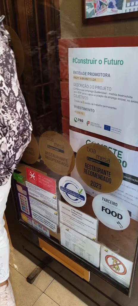 kykon Tuga_António Padeiro_Aljubarrota_reseña