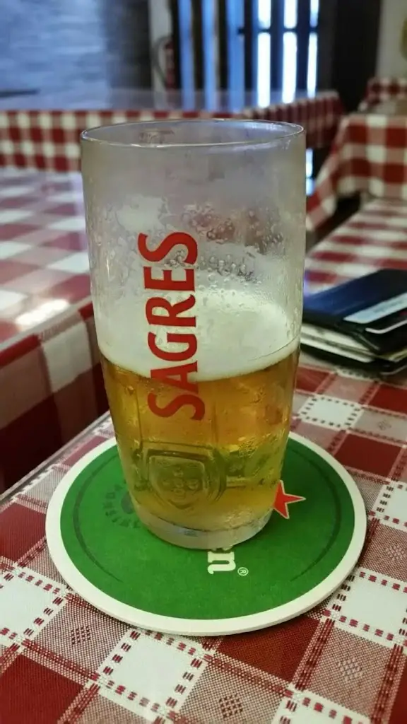 Adrian Richardson_Taberna do Anastácio_Leiria_reseña