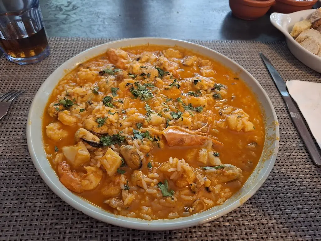 Dani Ta_Restaurante O Histórico_Marinha Grande_recensione