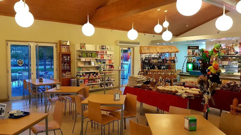 Cafetaria Área de Serviço de Monte Redondo (SUL/NT)_Monte Redondo_slider_image_1