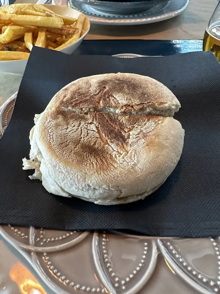 Lam Hideaki_Ordem_Alcobaça_reseña