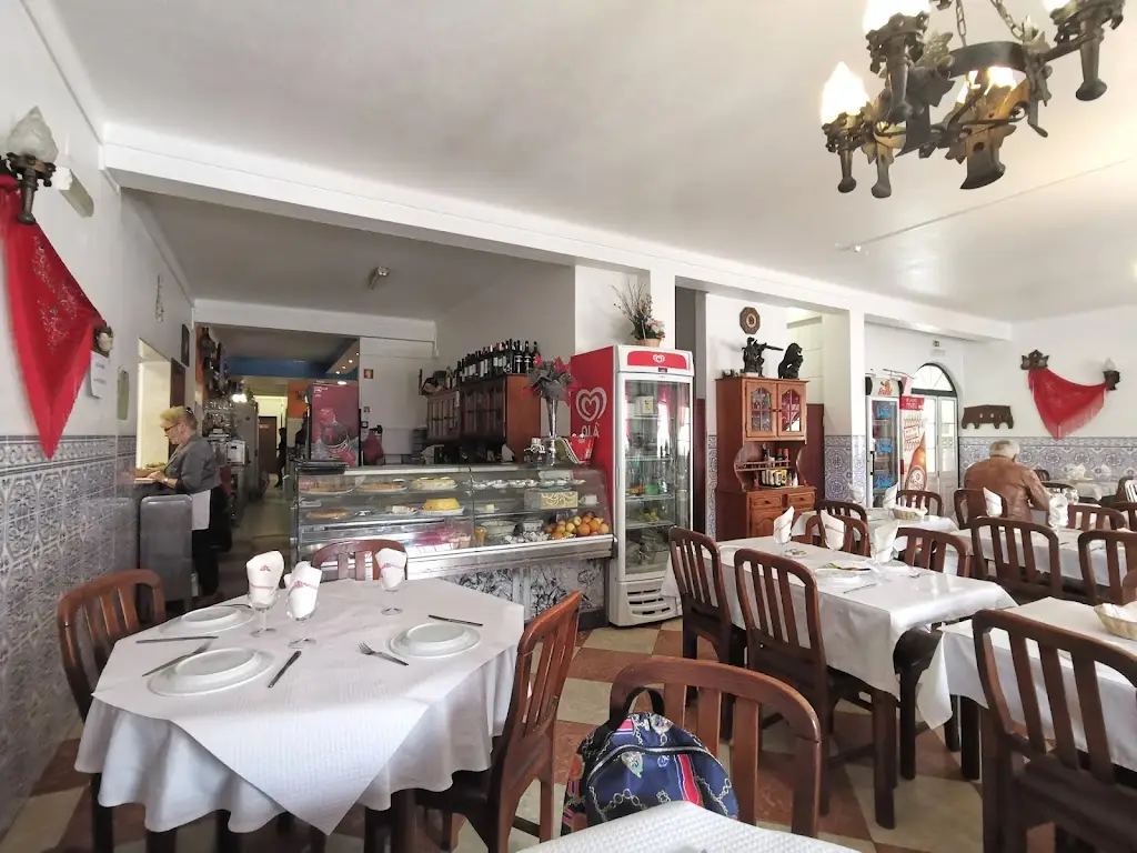 Pátio dos Amigos ristorante a Nadadouro