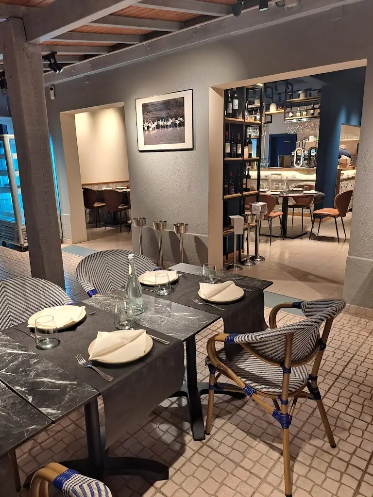 Tropicana Restaurante ristorante a Nadadouro