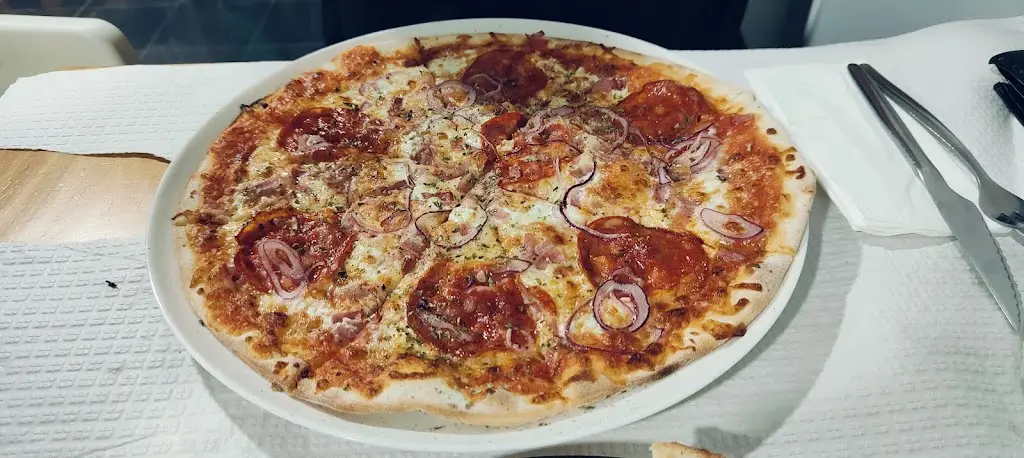 Menu_Pizzaria Bar Manjericão_Figueiró Dos Vinhos_imagen_5