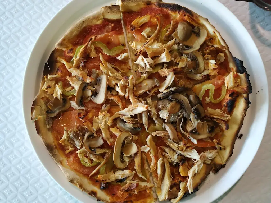 Menu_Churrasqueira e Pizzaria Vitória_Figueiró Dos Vinhos_immagine_8