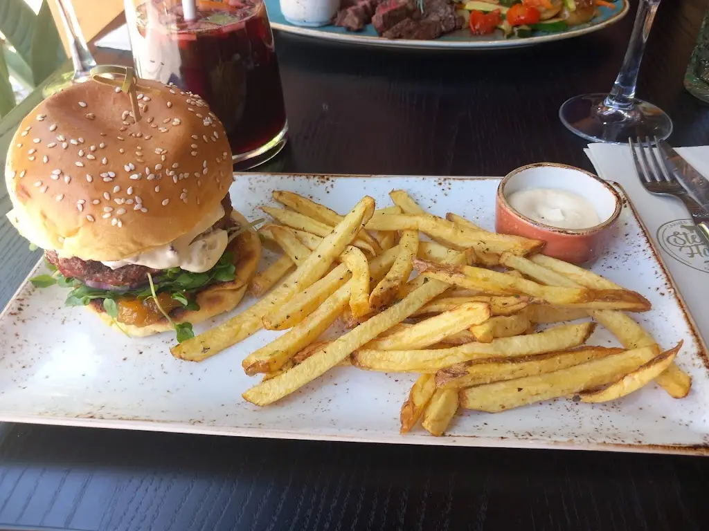 Ana Hadley_Steak House O Jardim_Pedrógão Grande_recensione