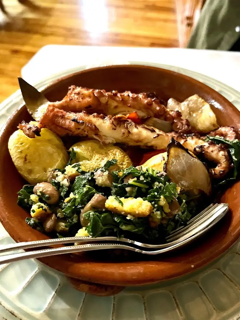 Adega do Luís_Porto de Mós_slider_image_3