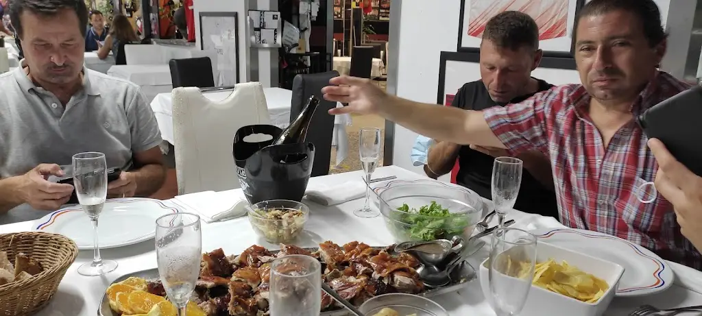 Menu_Restaurante O Pote do Leitão_Louriçal_immagine_6