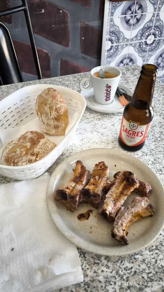 Restaurante Churrasqueira dos Arcos ristorante a Louriçal