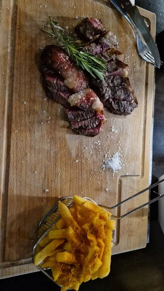 Jorge Vicente_Restaurante Hell Bull - Steakhouse e Tapas_Louriçal_recensione