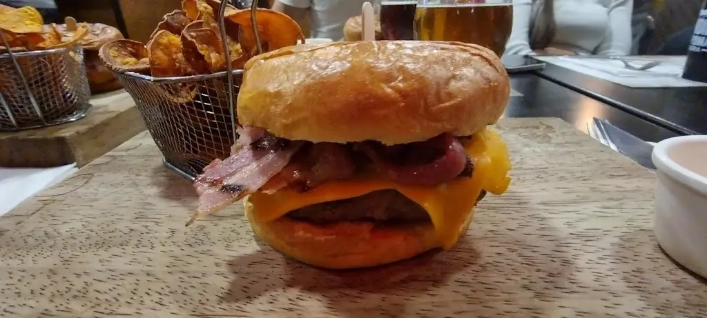 Restaurante Hell Bull - Steakhouse e Tapas_Louriçal_slider_image_2