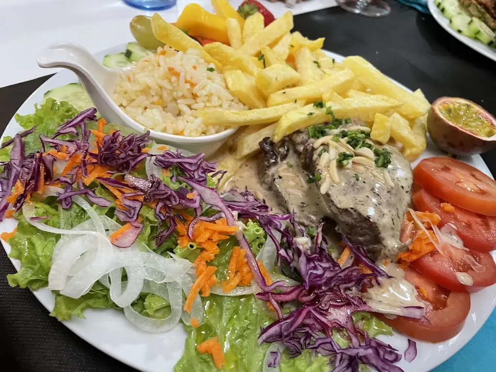 André Borges_Baía Toscana_São Martinho do Porto_review