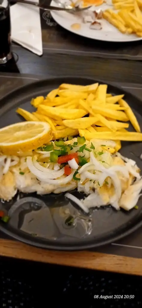 Clara Gabriel Correia_Restaurant Vintage_Pombal_recensione