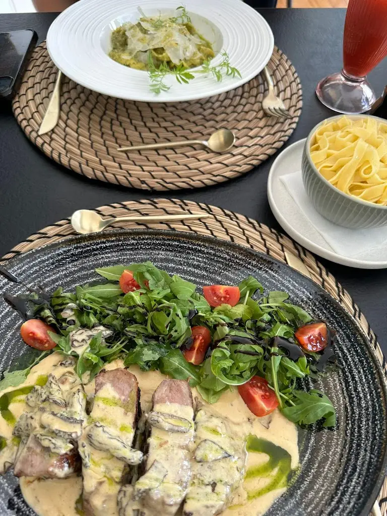 Menu_Basilic Restaurant_Pombal_immagine_9