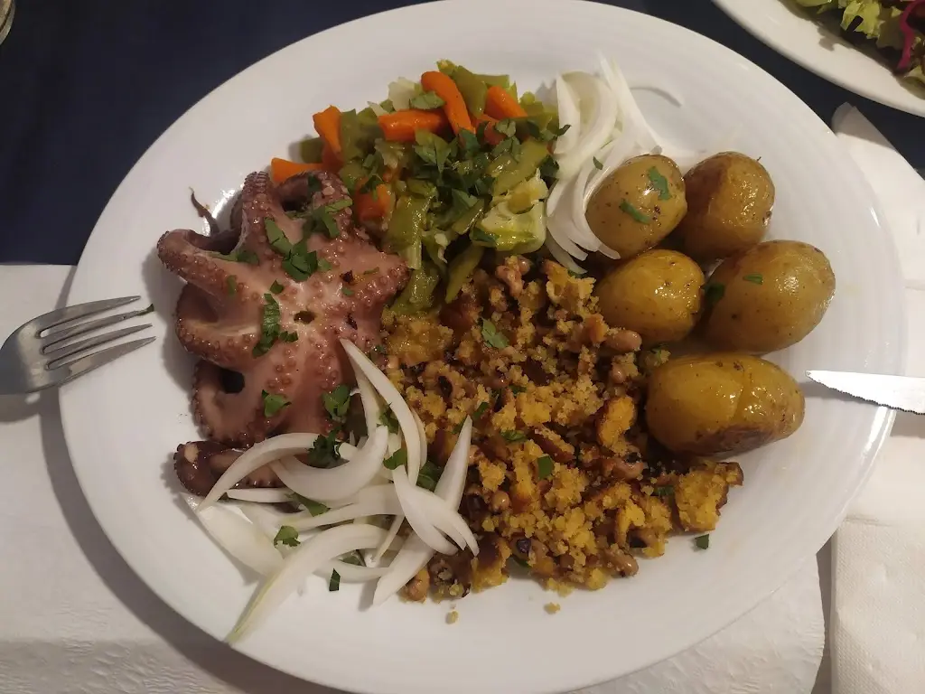 Miguel & Estrela - Café, Petiscos e Refeições_Salir de Matos_slider_image_3