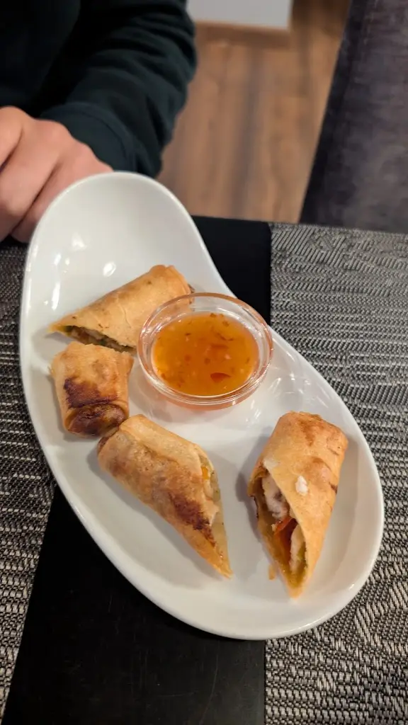 Thibault Dosunmu_Tiger Belly Restaurant & Bar_Salir de Matos_recensione