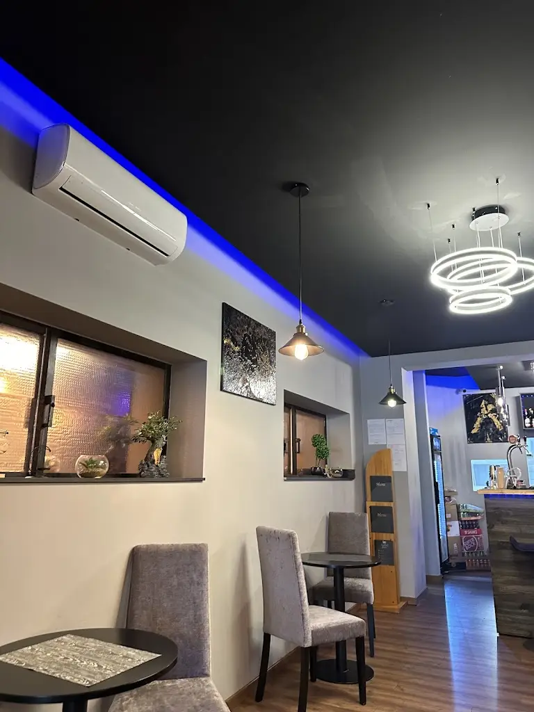 Tiger Belly Restaurant & Bar ristorante a Salir de Matos