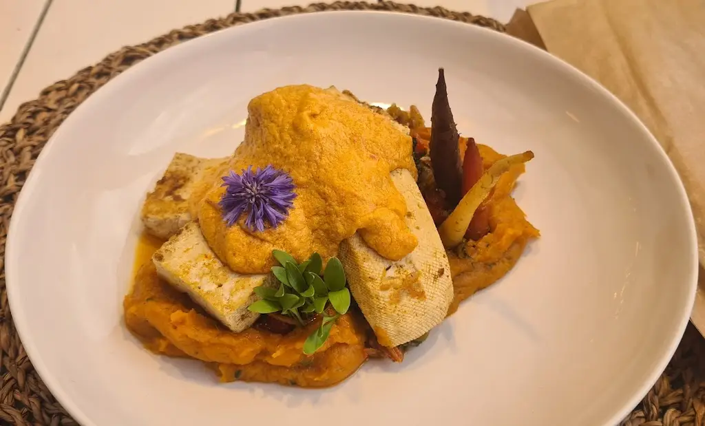 Kasha Goodenough_Cocos Beach Club_Foz do Arelho_review