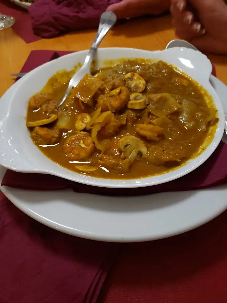 Eddie Sharples_Cafe Central_Foz do Arelho_recensione