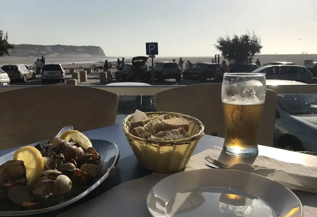 May-Lynne Bulatao_Ondas Bar Taverna_Foz do Arelho_recensione