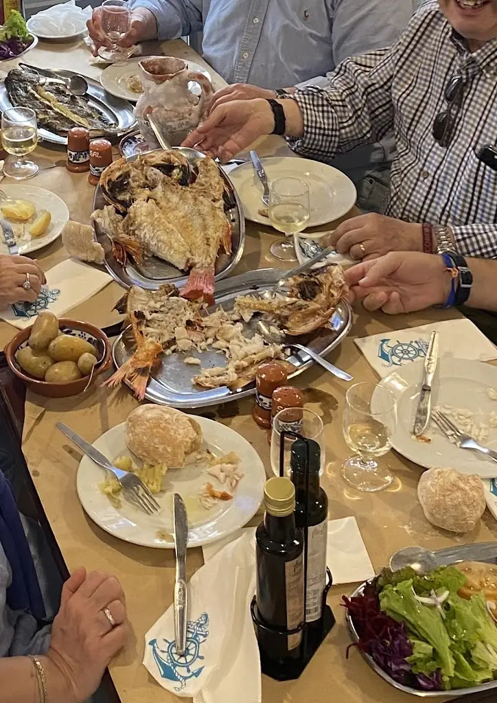 Menu_Restaurante Rosa Dos Ventos_Nazaré_immagine_9