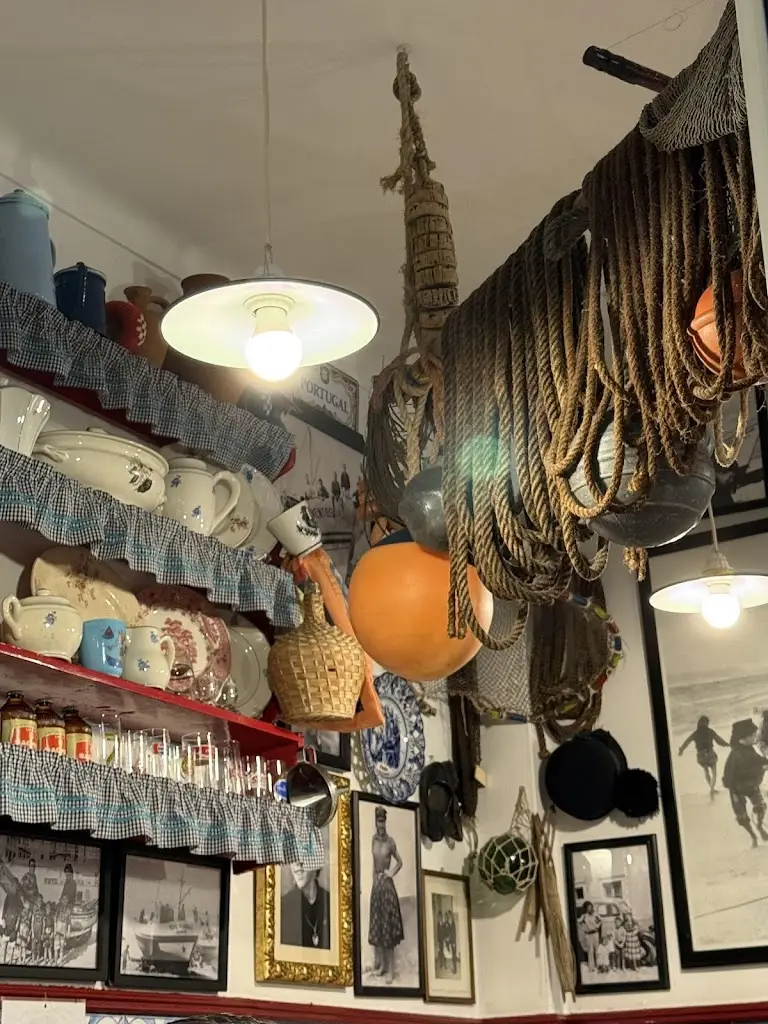 Victoria Volskaya_Restaurante Rosa Dos Ventos_Nazaré_recensione