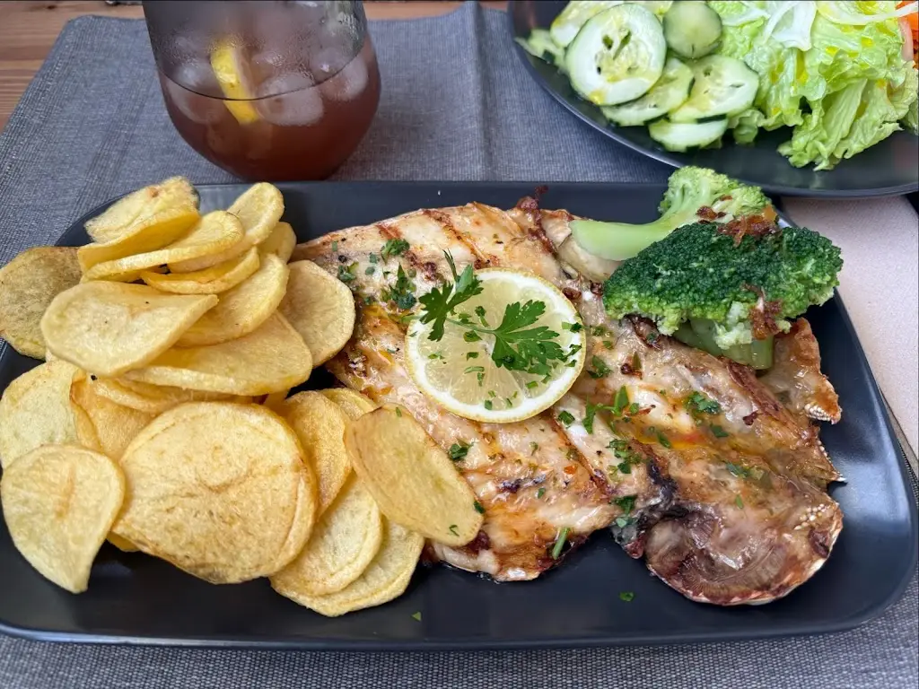 Lisa Volosovych_Viva Restaurante & Lounge_Pataias_review