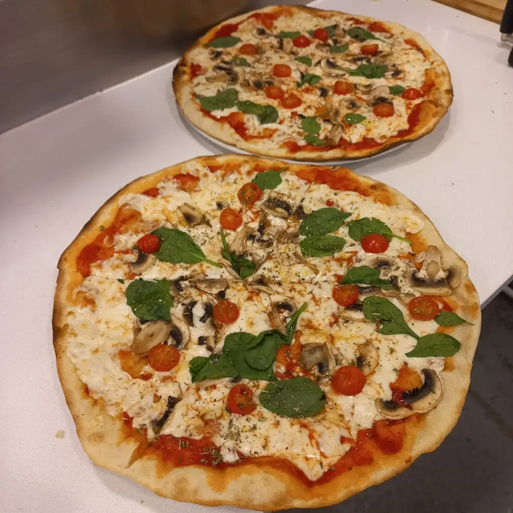 Quasi Pronti_Amadora_slider_image_3