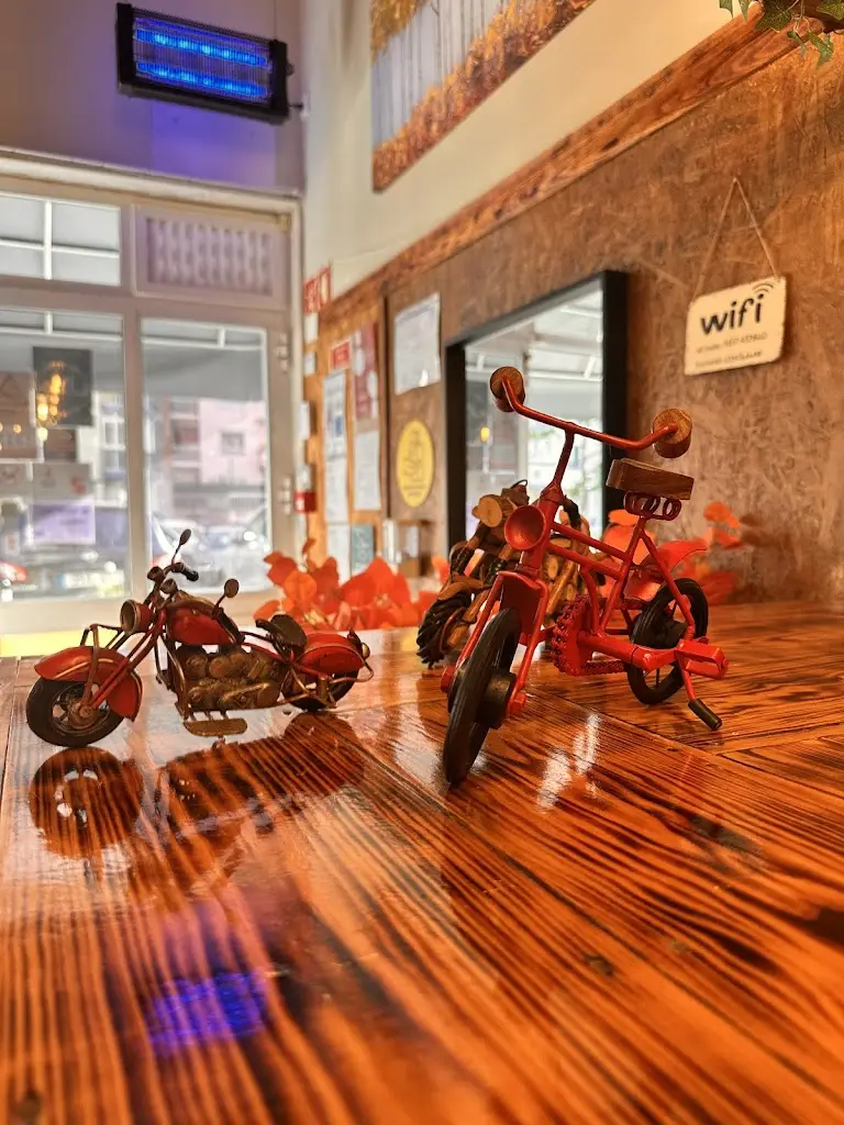 Ahmed Zia_Leila’s Halal Cuisine_Algueirão_recensione