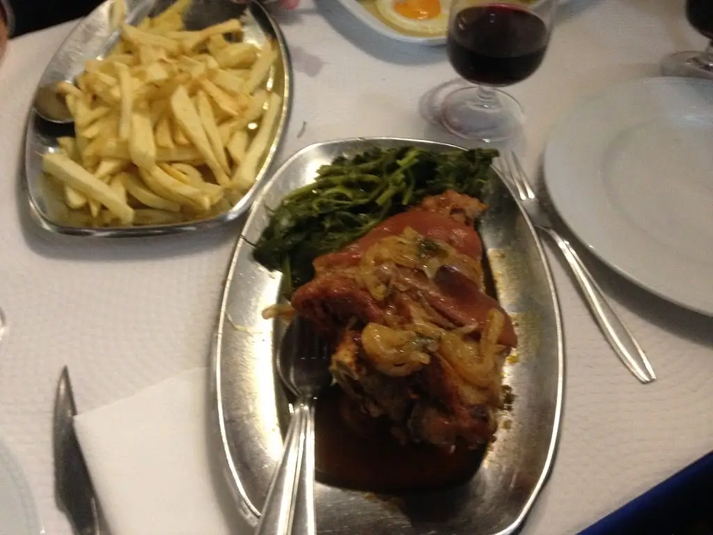 Luis Marques_A Galé dos Manos_Benfica_reseña