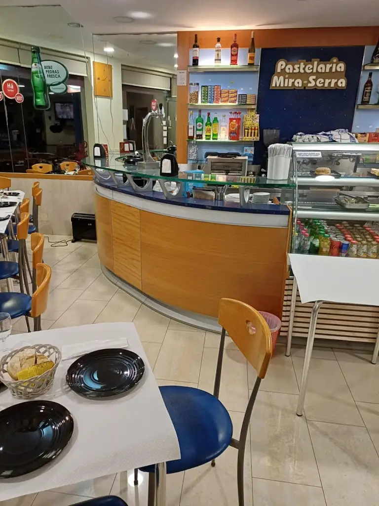 Pastelaria Mira Serra ristorante a Turquel