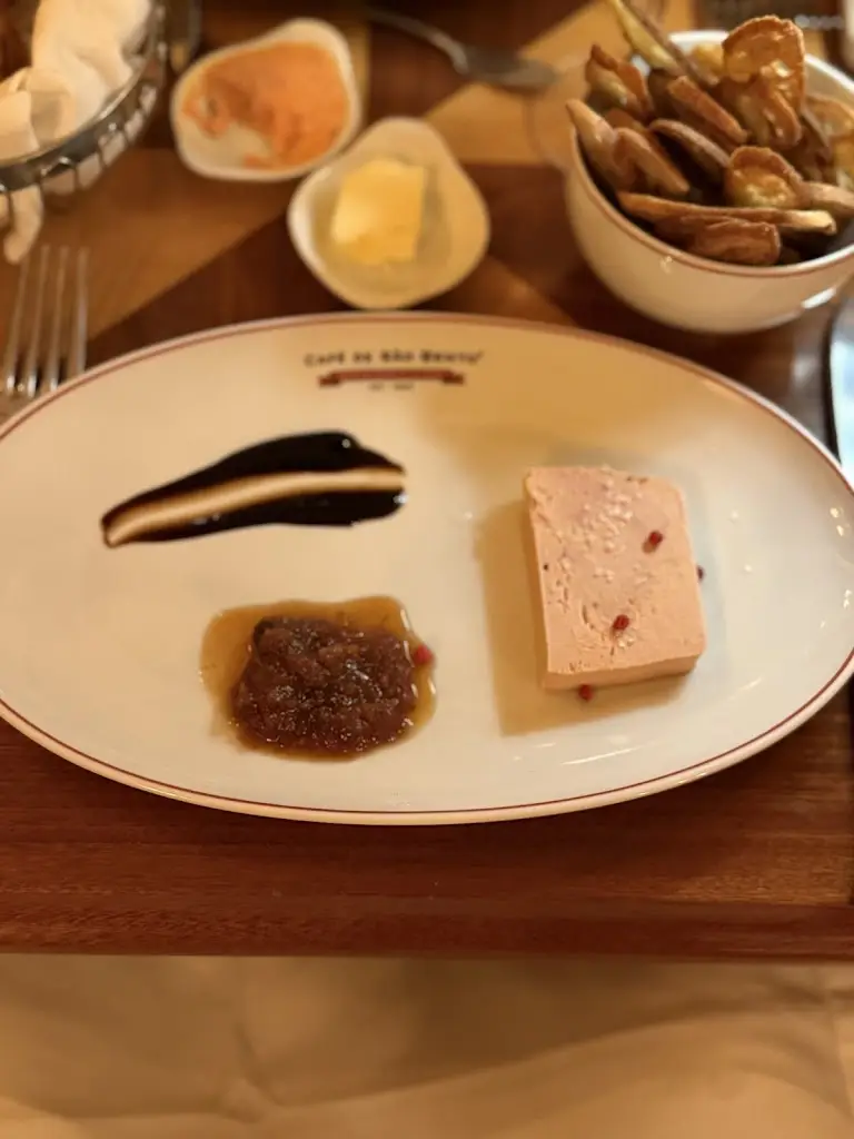 Jeremy Guilfoyle_Café de São Bento Cascais_Cascais_recensione