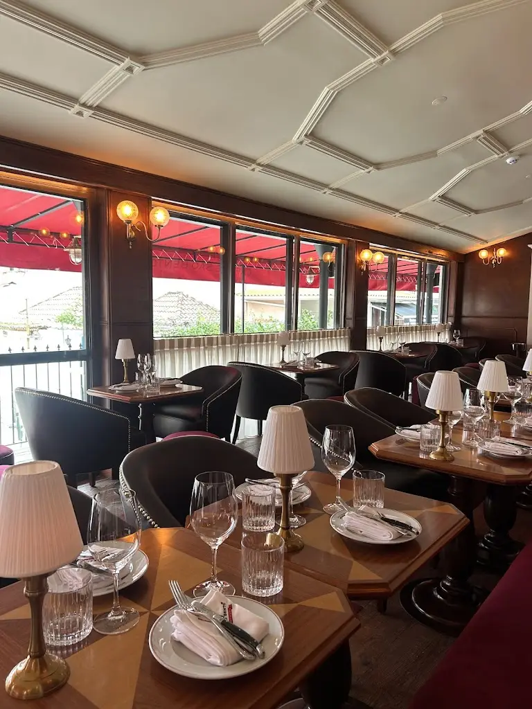 FERNANDA OLIVEIRA_Café de São Bento Cascais_Cascais_recensione